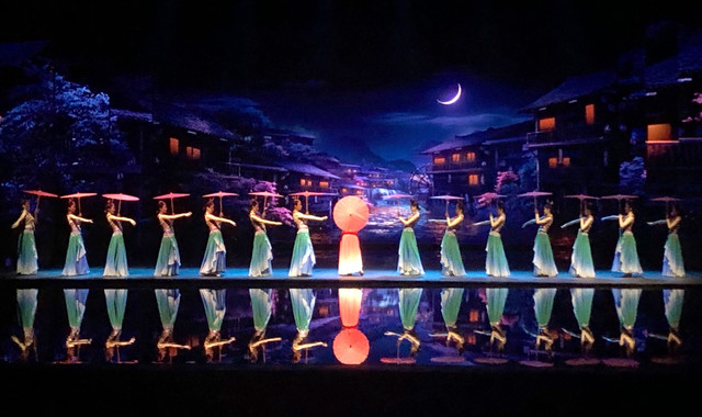 Zhangjiajie Eternal Love: A Breathtaking Show That Brings Zhangjiajie’s Scenery and Western Hunan Culture to the Stage
