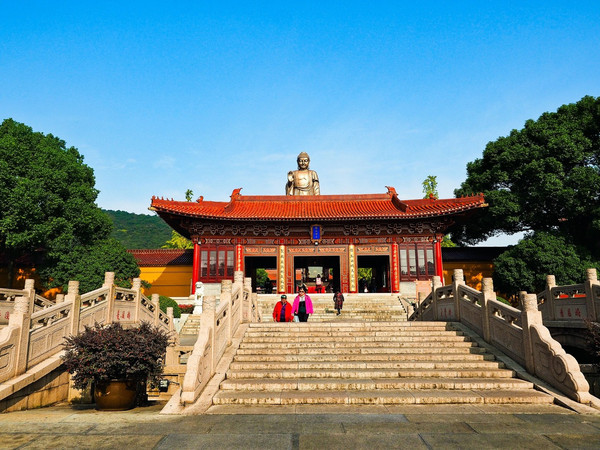 Discovering China's Beauty: The Water Charms of Jiangsu – The Allure of Wuxi, the Enchantment of Mashan, and a Hidden Zen Aesthetic