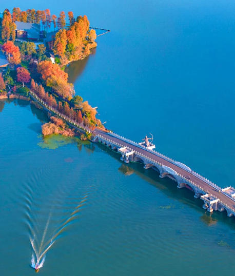 East Lake (Donghu)