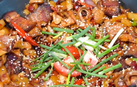 Tujia Three-Steamed Dish